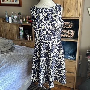 Signature Darby Blue & Cream Floral Dress - 16